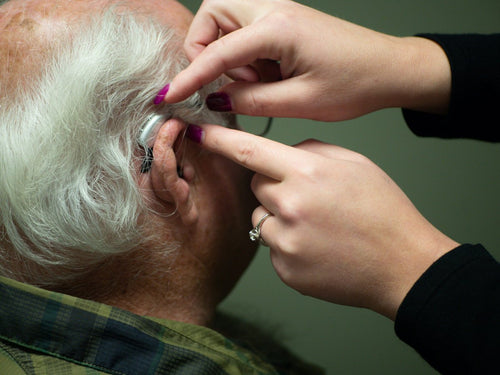 phonak vs signia hearing aids